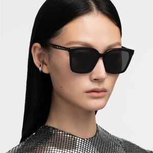 Tega 01 GM black sunglasses